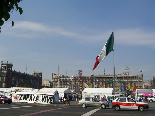 ¡Zapata vive!